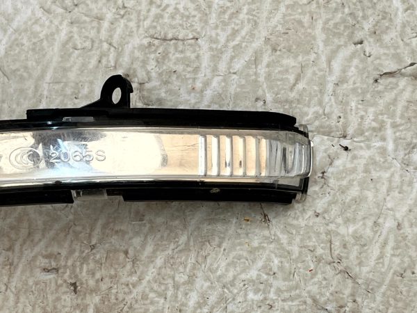 Jaguar XK XJ XE Left Mirror Indicator Signal Lamp GX6313B382A Genuine 178444991782 4