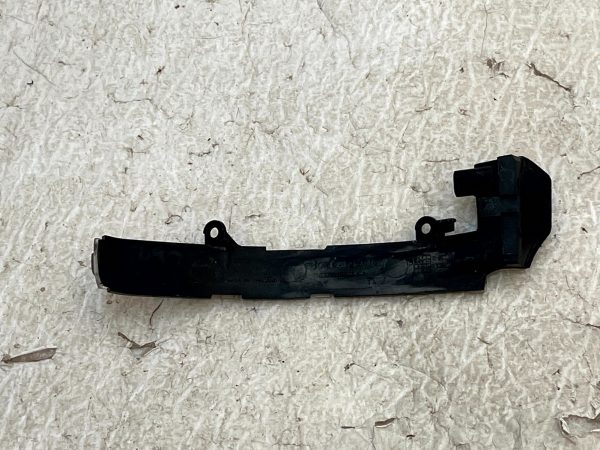 Jaguar XK XJ XE Left Mirror Indicator Signal Lamp GX6313B382A Genuine 178444991782 5