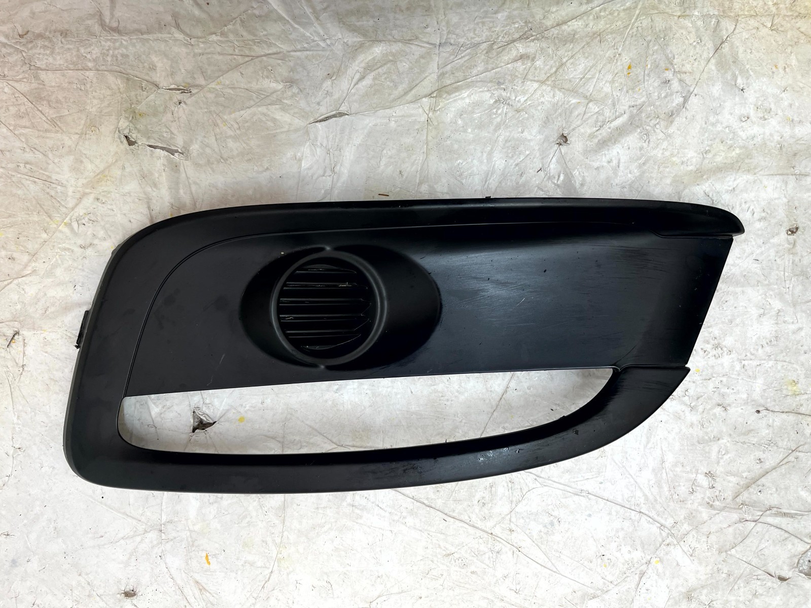 Kia Ceed Front Bumper Fog Light Grille 2016 TO 2019 86563-A2620 Genuine