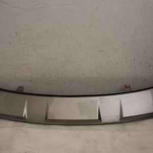 Kia Sorento Front Bumper Lower Section 2020-2024 86577-P2010 Genuine *DAMAGED* - Image 1