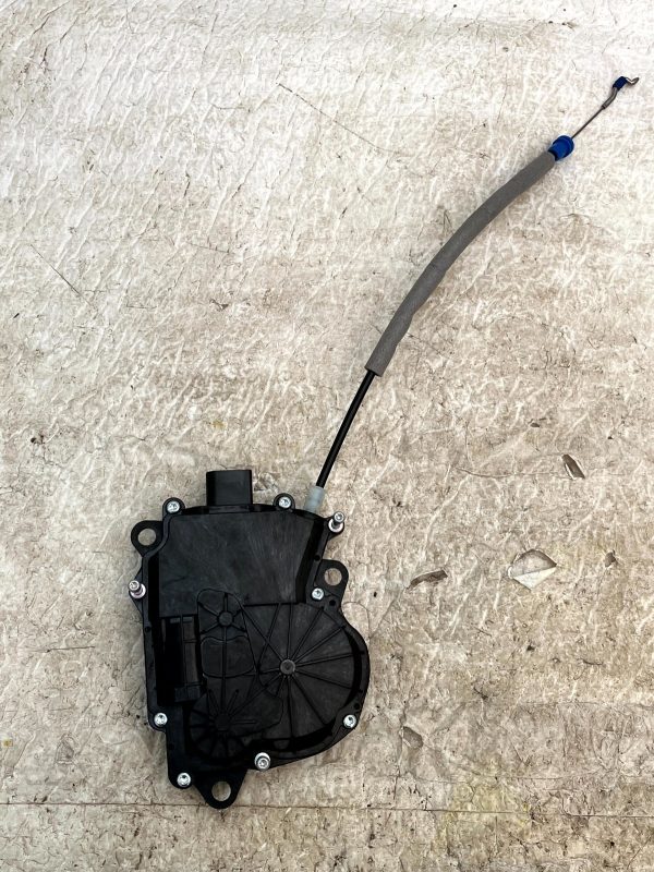 LR Discovery Sport L550 Mk2 Tailgate Lock Latch Actuator 2019 ON DK62404C10AE 5 LR Discovery Sport L550 Mk2 Tailgate Lock Latch Actuator 2019 ON DK62404C10AE 178527310832 6