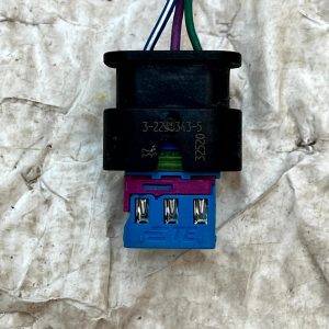 Land Rover Defender Discovery Parking Sensor Plug Connector 2236343 Genuine - Image 2