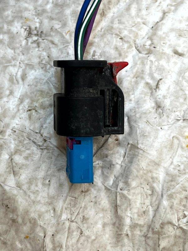 Land Rover Defender Discovery Parking Sensor Plug Connector 2236343 Genuine 178234297702 3