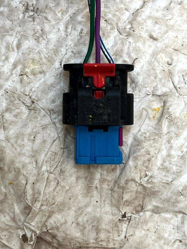 Land Rover Defender Discovery Parking Sensor Plug Connector 2236343 Genuine 178234297702 4
