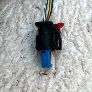 Land Rover Defender Discovery Parking Sensor Plug Connector 3-2236343-5 Genuine 13 Land Rover Defender Discovery Parking Sensor Plug Connector 3-2236343-5 Genuine - Image 5
