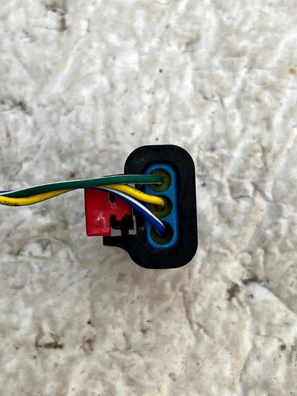 Land Rover Defender Discovery Parking Sensor Plug Connector 3-2236343-5 Genuine 5 Land Rover Defender Discovery Parking Sensor Plug Connector 3 2236343 5 Genuine 178321950032 6