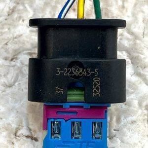 Land Rover Defender Discovery Parking Sensor Plug Connector 3-2236343-5 Genuine 16 Land Rover Defender Discovery Parking Sensor Plug Connector 3-2236343-5 Genuine - Image 8