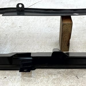 Land Rover Defender Intercooler Air Channel Guide 2020 ON L8B2-8A303-AC Genuine - Image 9