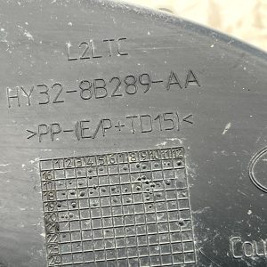 Land Rover Discovery 5 L462 Front Right Grille Panel 2017 On HY328B289AA Genuine - Image 11