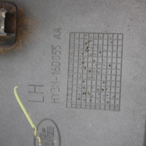 Land Rover Discovery L462 Front Left Wing Trim 2017 ON HY3M-16D055-AA *DAMAGED* - Image 8