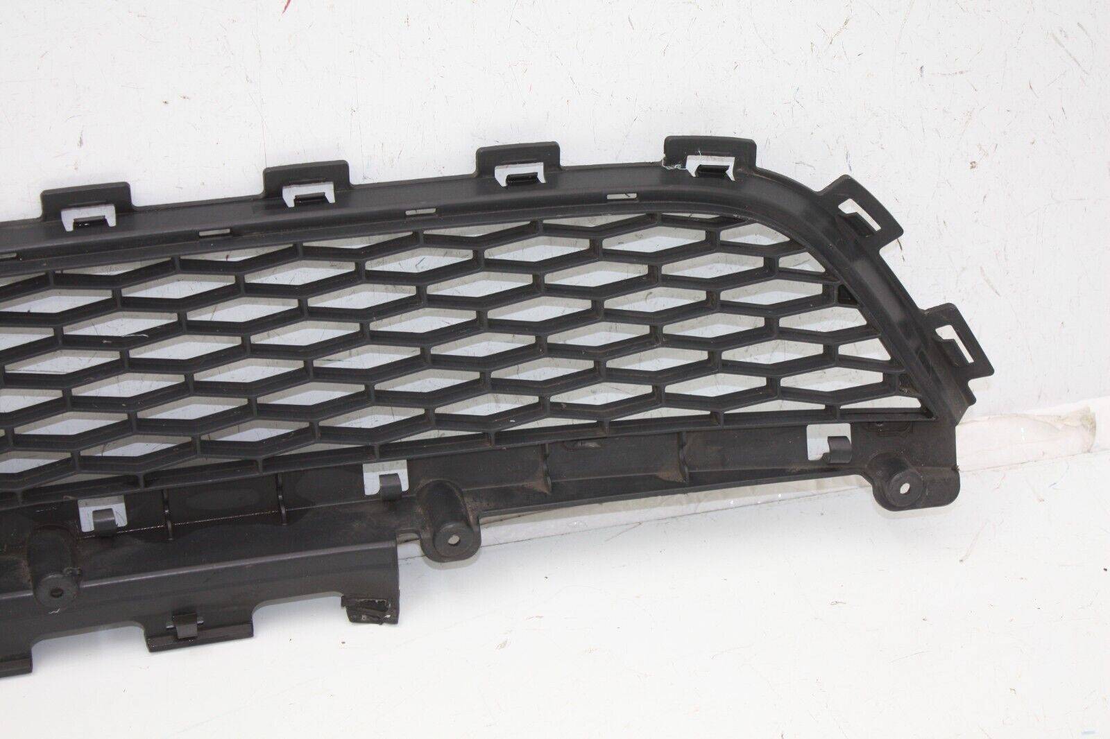 Land-Rover-Discovery-Sport-L550-Front-Bumper-Lower-Grill-FK72-17K945-A-Genuine-176626428482-11