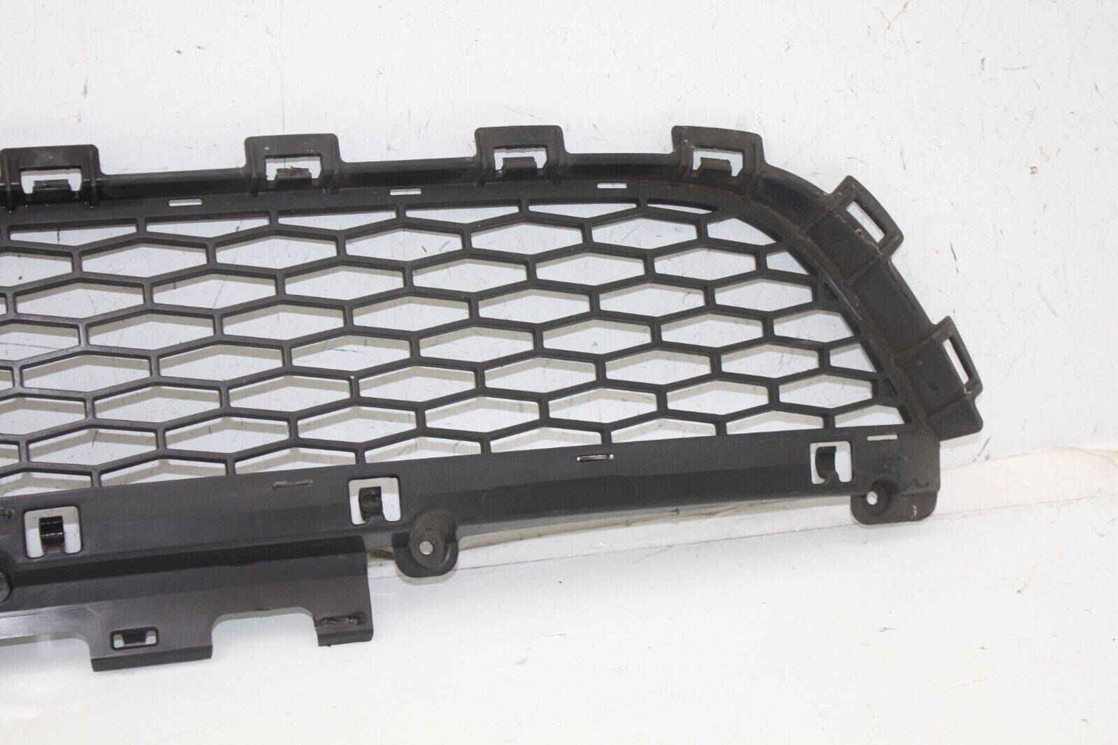 Land-Rover-Discovery-Sport-L550-Front-Bumper-Lower-Grill-FK72-17K945-A-Genuine-176626428482-2