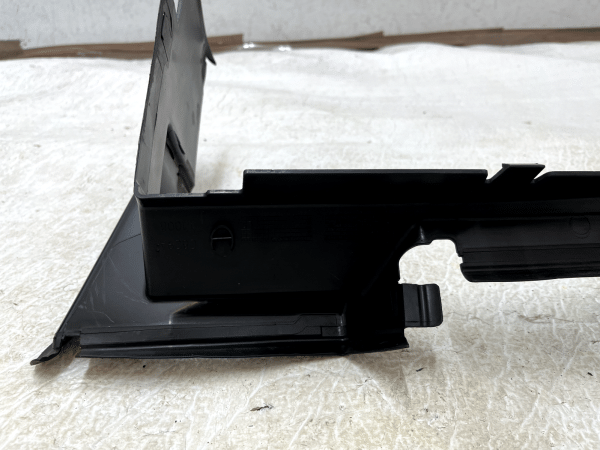 Land Rover Discovery Sport L550 Front Upper Air Duct Cover 15 TO 19 GK72-8327-AB 11 Land Rover Discovery Sport L550 Front Upper Air Duct Cover 15 TO 19 GK72 8327 AB 178510567942 12