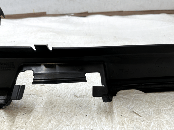 Land Rover Discovery Sport L550 Front Upper Air Duct Cover 15 TO 19 GK72-8327-AB 12 Land Rover Discovery Sport L550 Front Upper Air Duct Cover 15 TO 19 GK72 8327 AB 178510567942 13