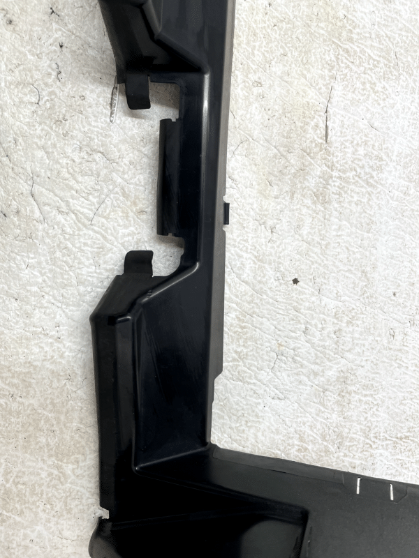Land Rover Discovery Sport L550 Front Upper Air Duct Cover 15 TO 19 GK72-8327-AB 6 Land Rover Discovery Sport L550 Front Upper Air Duct Cover 15 TO 19 GK72 8327 AB 178510567942 7