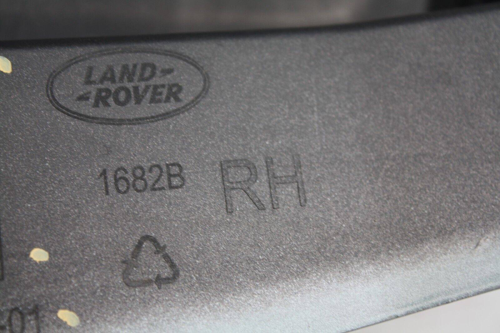 Land-Rover-Discovery-Sport-Rear-Bumper-Right-Corner-2015-TO-2019-FK72-17926-A-175738660602-11