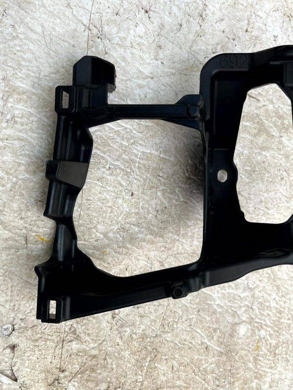 Lexus Toyota Fixing Mount Support Bracket 58987 76040 Genuine 178507815362 7