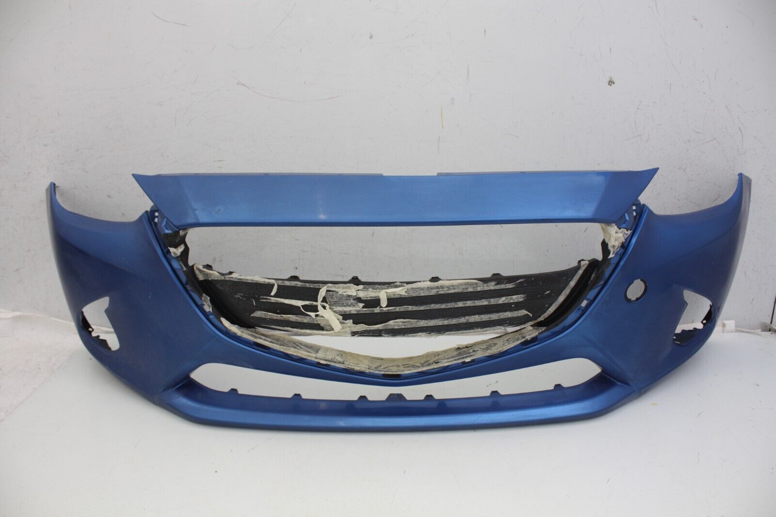 Mazda 2 Front Bumper 2015 TO 2019 DA6J-50031 Genuine