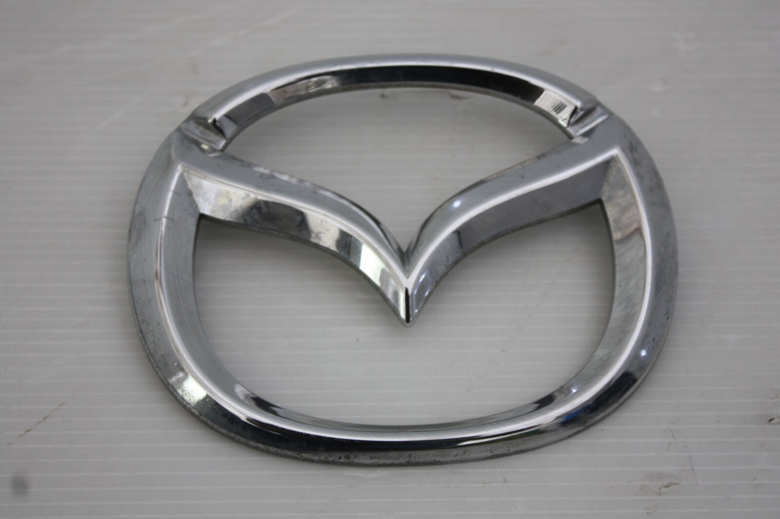 Mazda MX5 Front Logo Emblem Badge 2015 ON N243-51741 Genuine