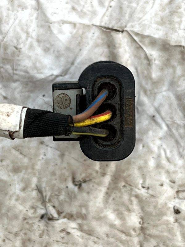 Mercedes A B C E CLA GLA PDC Parking Sensor Plug Connector A0225452426 Genuine 178436221592 6