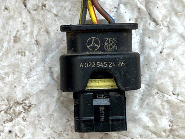 Mercedes A B C E CLA GLA PDC Parking Sensor Plug Connector A0225452426 Genuine 178436221592 8