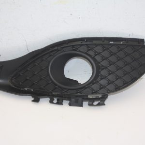 Mercedes A Class W176 Front Bumper Right Grill A1768850822 Genuine