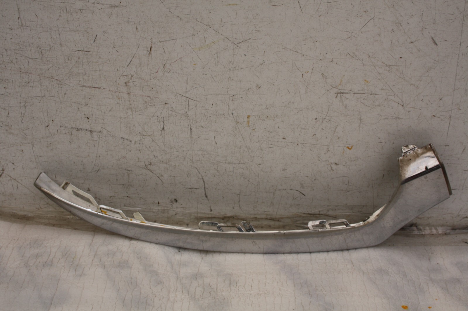 Mercedes C Class W205 AMG Front Bumper Right Chrome 14-18 A2058851474 *DAMAGED*