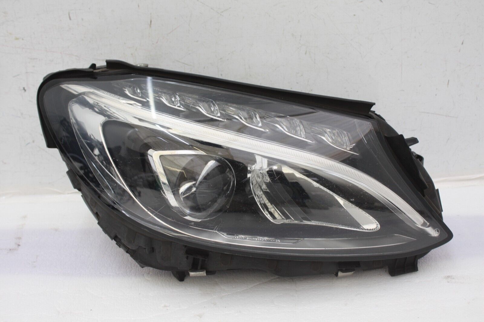 Mercedes C Class W205 AMG Right LED Headlight 2014 TO 2018 A2059069504 *DAMAGED*