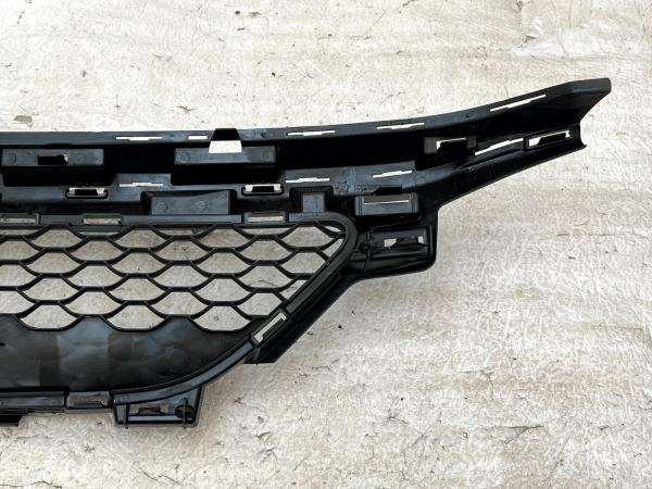 Mercedes C Class W205 Front Bumper Lower Centre Grille 18 22 A2058856204 Genuine 178516915272 11