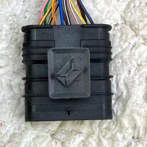 Mercedes C-Class W205 PDC Parking Sensor Loom Plug Connector A0001534524 Genuine - Image 5