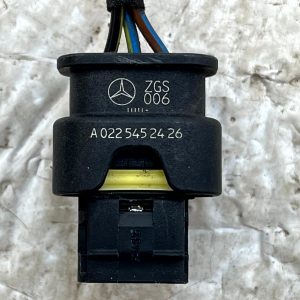 Mercedes C-Class W205 PDC Parking Sensor Loom Plug Connector A0225452426 Genuine - Image 9