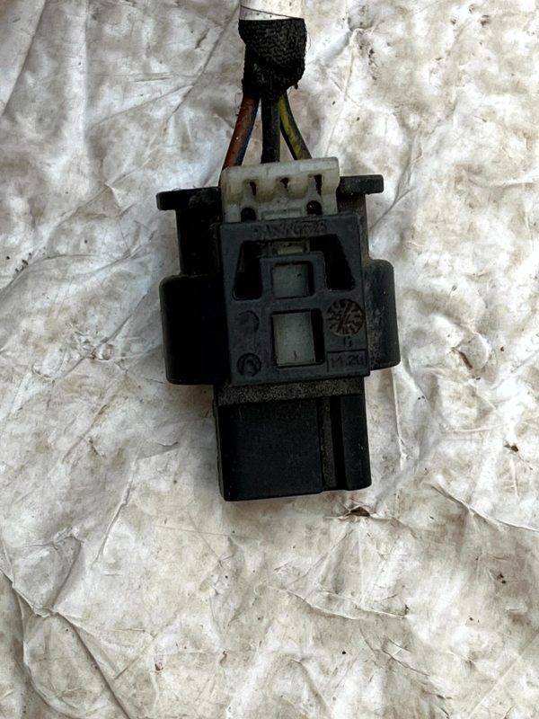 Mercedes C Class W205 PDC Sensor Plug Connector 2014 TO 2018 A0225452426 Genuine 4 Mercedes C Class W205 PDC Sensor Plug Connector 2014 TO 2018 A0225452426 Genuine 178432067232 5