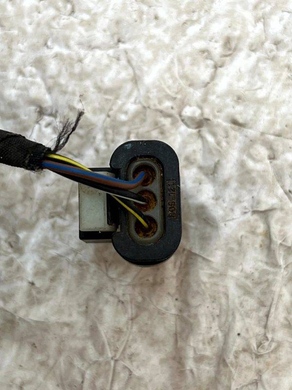 Mercedes C E Class W205 W213 PDC Sensor Loom Plug Connector A0225452526 Genuine 178437286232 6