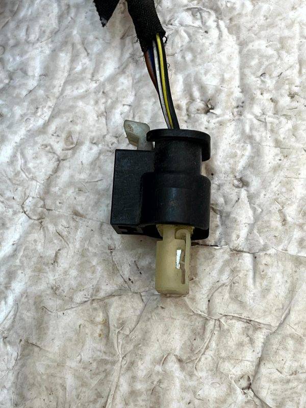 Mercedes C E Class W205 W213 PDC Sensor Loom Plug Connector A0225452526 Genuine 4 Mercedes C E Class W205 W213 PDC Sensor Loom Plug Connector A0225452526 Genuine 178437329692 5
