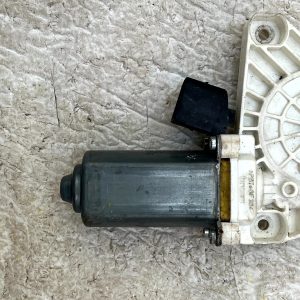 Mercedes CLA C117 Front Right Door Window Regulator Motor A55382-110 Genuine - Image 7