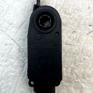 Mercedes CLA C118 X118 W177 HVAC Air Intake Actuator Motor 5878R1000 Genuine 10 Mercedes CLA C118 X118 W177 HVAC Air Intake Actuator Motor 5878R1000 Genuine - Image 3