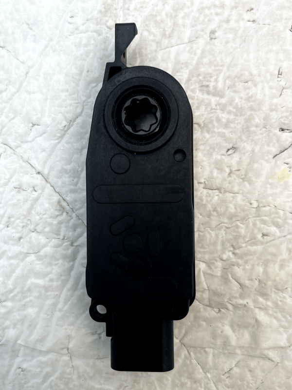 Mercedes CLA C118 X118 W177 HVAC Air Intake Actuator Motor 5878R1000 Genuine 2 Mercedes CLA C118 X118 W177 HVAC Air Intake Actuator Motor 5878R1000 Genuine 178510567762 3