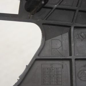 Mercedes E Class W212 Facelift Front Bumper Right Side Bracket 09-16 A2128853865 - Image 9