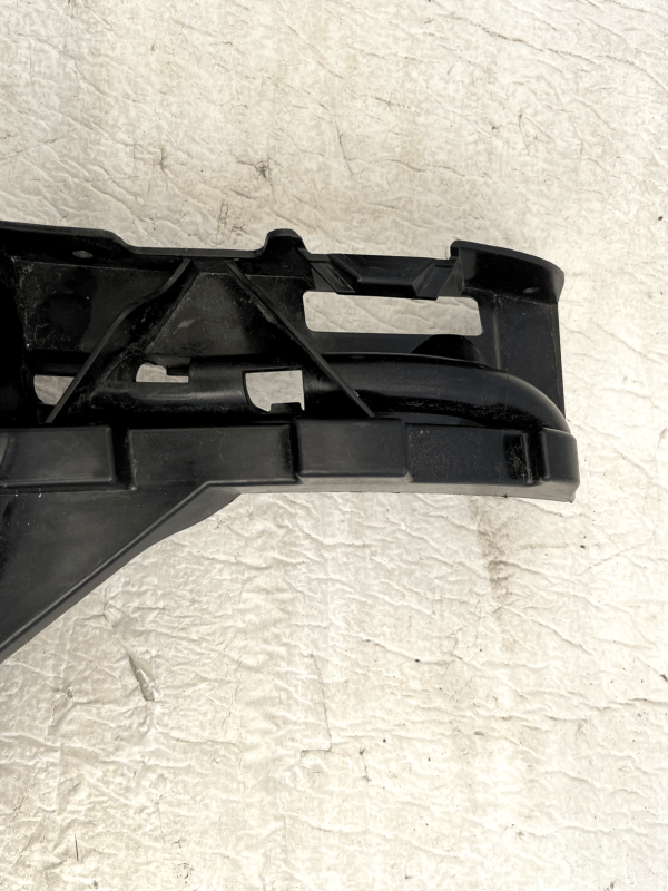 Mercedes E Class W213 Rear Bumper Right Bracket 2016 TO 2020 A2138850263 Genuine 178560614212 6
