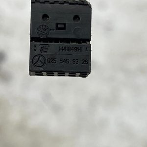 Mercedes E Class W213 Wiring Loom Harness Plug Connector 0255459326 Genuine - Image 9