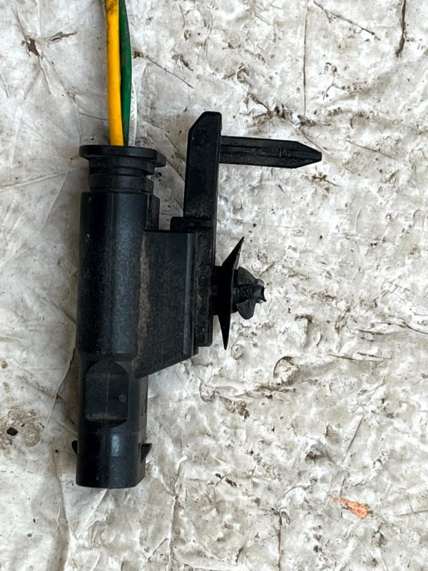 Mercedes EQS V297 Front Radiator Flap Actuator Motor Connector T72600C Genuine 178536967322 15