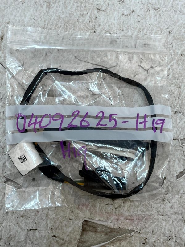 Mercedes EQS V297 Front Radiator Flap Actuator Motor Connector T72600C Genuine 178536967322 19