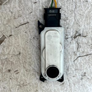 Mercedes EQS V297 Front Radiator Flap Actuator Motor & Connector T72600C Genuine - Image 6