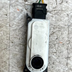 Mercedes EQS V297 Front Radiator Flap Actuator Motor & Connector T72600C Genuine - Image 8