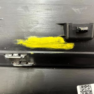 Mercedes GLB X247 Front Left Lower Door Moulding 2020 ON A2477274700 Genuine - Image 5