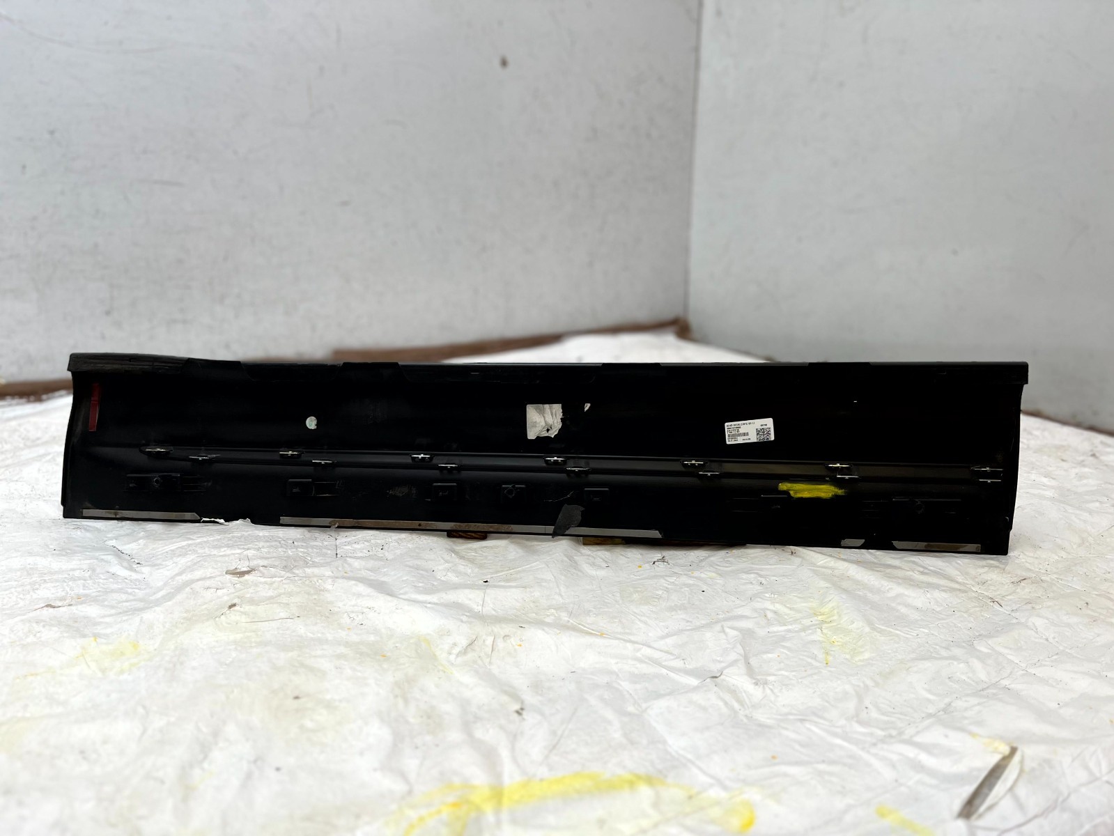 Mercedes GLB X247 Front Left Lower Door Moulding 2020 ON A2477274700 Genuine