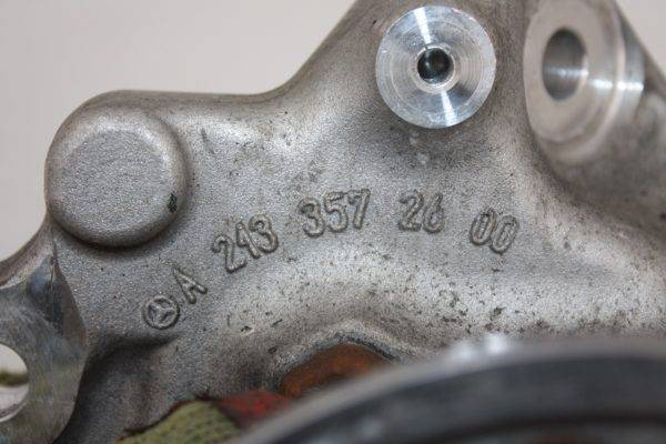 Mercedes GLC E Class Rear Right Wheel Bearing Hub A2133572600 w213 w253 2016 24 178518799182 8