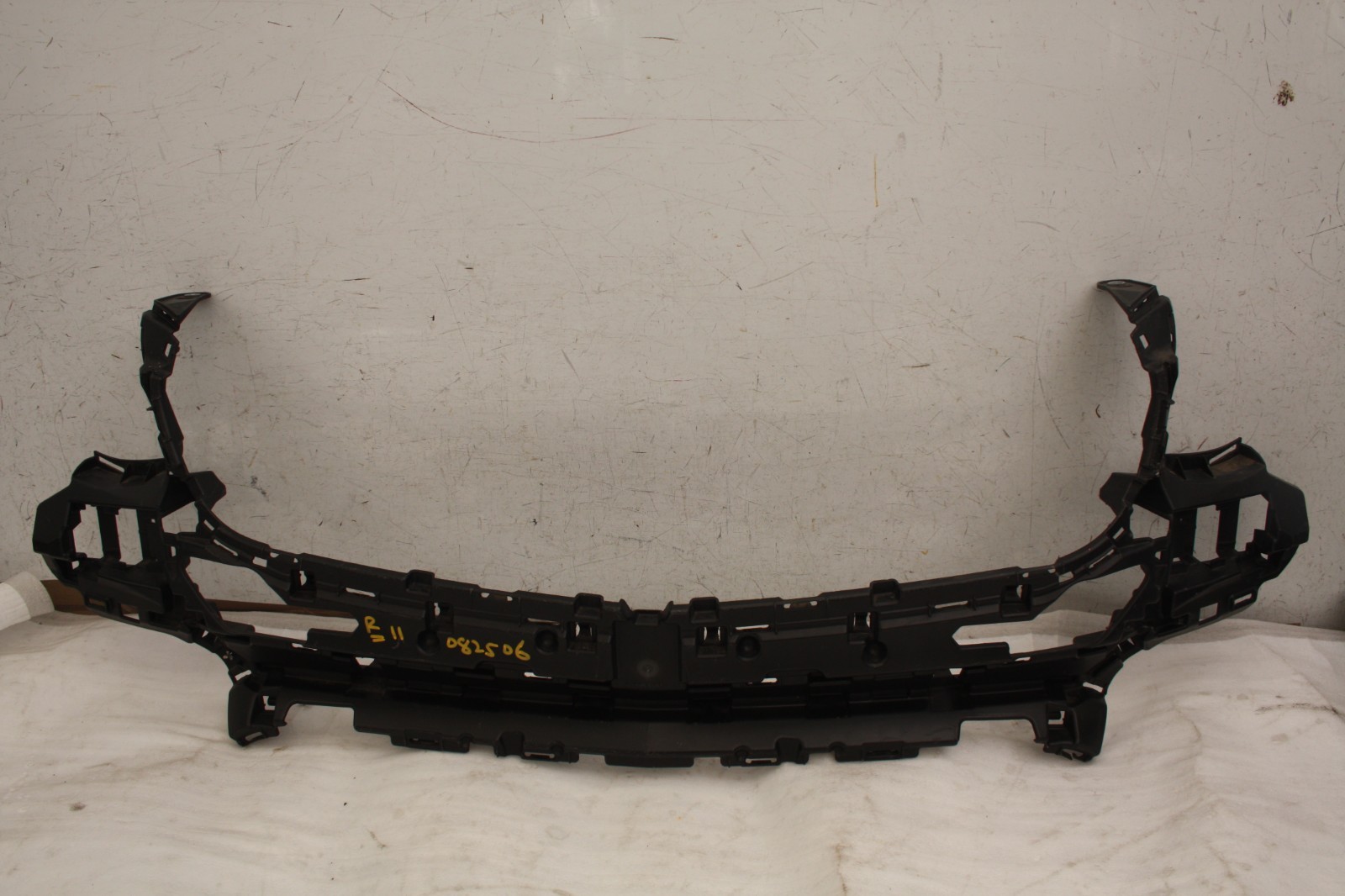 Mercedes GLC X253 Front Bumper Support Bracket 2015 TO 2022 A2538851902 Genuine