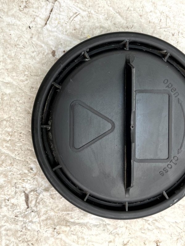 Mercedes SL R231 Headlight Headlamp Bulb Dust Cap Cover 7153120930 Genuine 2 Mercedes SL R231 Headlight Headlamp Bulb Dust Cap Cover 7153120930 Genuine 178225602582 3
