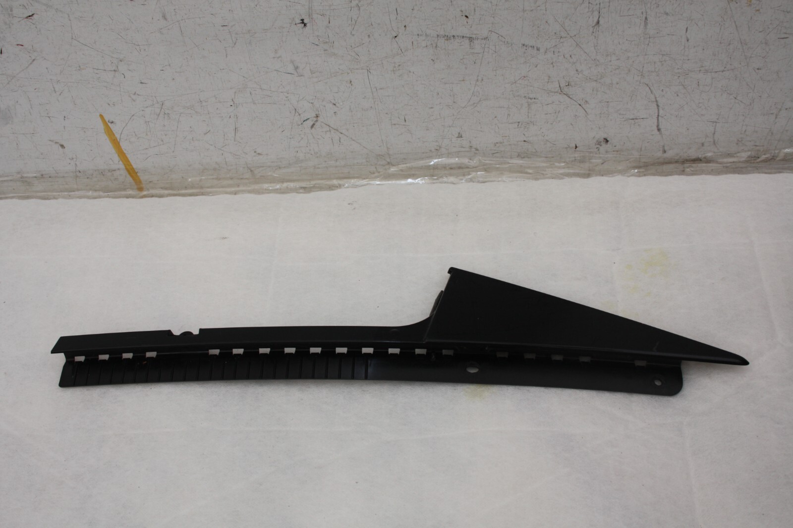 Mini Countryman F60 Rear Right Door Strip 2017 TO 2024 7390660 Genuine